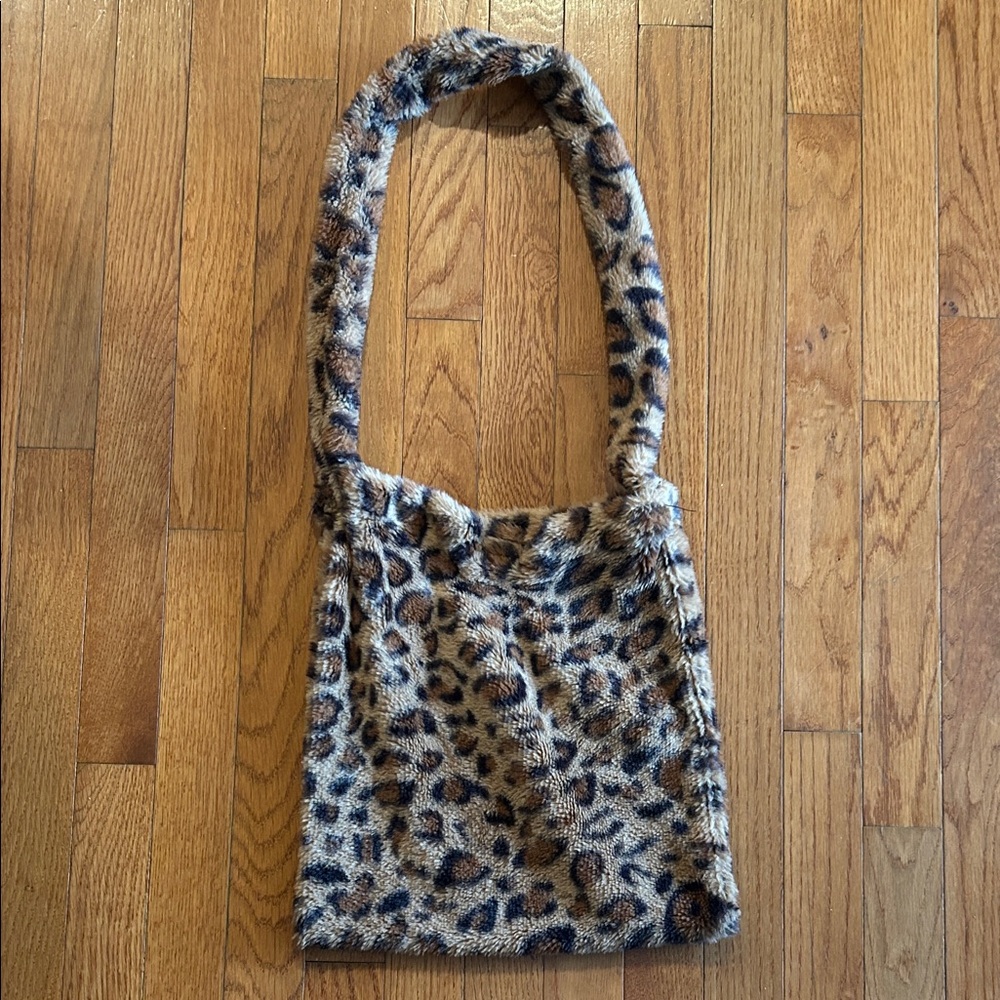 Leopard Print Faux Fur Shoulder slouch sling bag